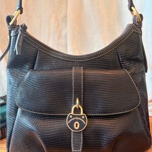 Dooney & Bourke Large Black Croc-Embossed Shoulder Bag-Vintage/Excellent